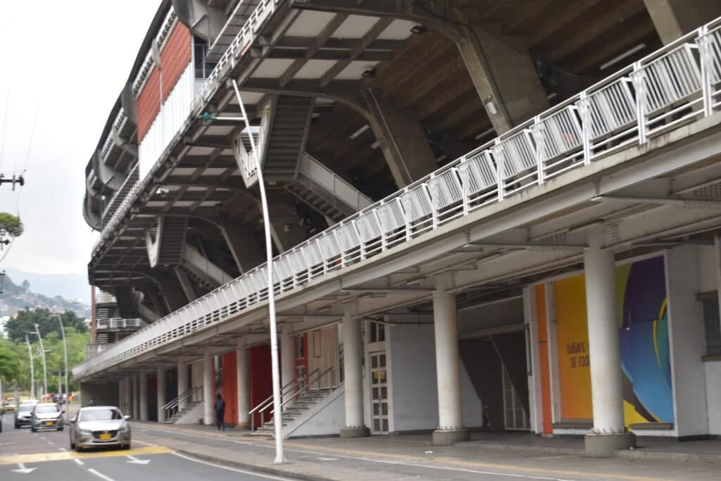 estadio pascual guerrero 12