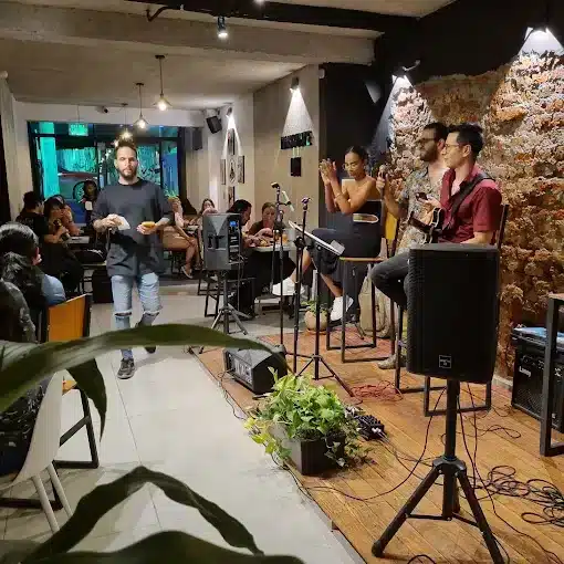 obra negra cafe