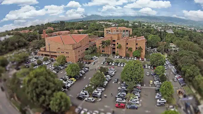 universidad javeriana pontificia