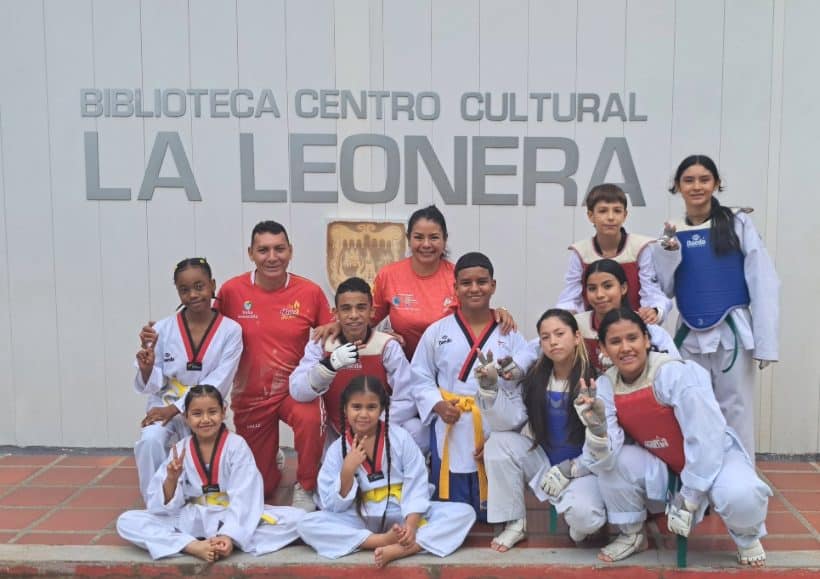 Biblioteca Pública Centro Cultural la Leonera