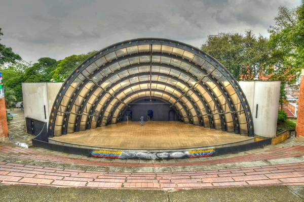 Teatro al Aire Libre Los Cristales